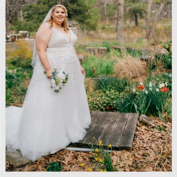 Wedding dress ivory
